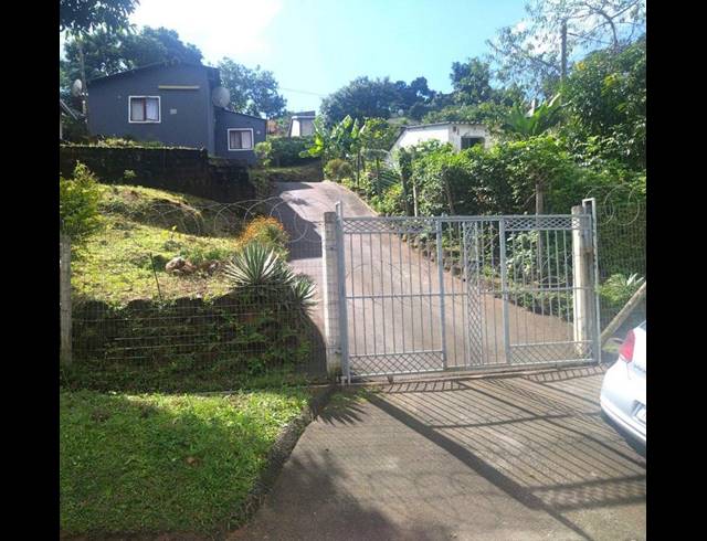 2 BEDROOM HOUSE FOR SALE IN WYEBANK